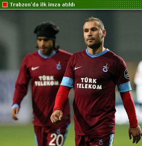 Trabzonspor'da, ligin bitiminin ardından ilk imza iç transferde Serkan Balcı ile atıldı