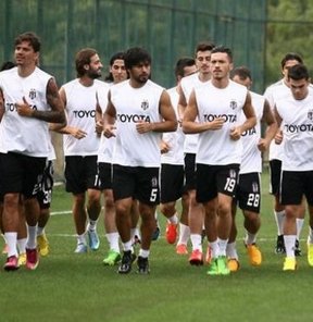 Beşiktaş, 2013-2014 futbol sezonu hazırlıkları için yarın Almanya'ya gidecek