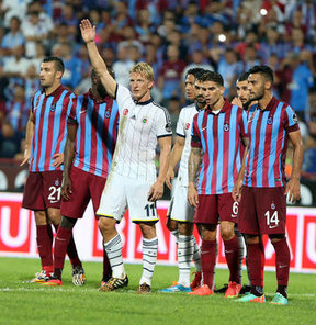Beşiktaş ve Trabzon'a ceza