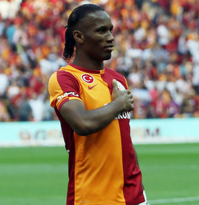 Galatasaray, Drogba'nın 2014'te bitecek sözleşmesini uzatmak için çalışmalara başladı