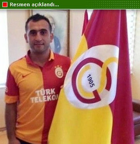 Galatasaray, geçen sezon Sivasspor'da forma giyen Erman Kılıç'ı resmen renklerine bağladı. 30 yaşındaki orta saha oyuncusuyla 2+1 yıllık sözleşme imzalandı.