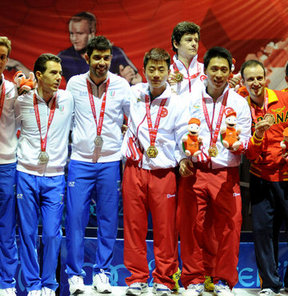 17. Akdeniz Oyunları'nda masa tenisi erkekler takım müsabakalarında Türkiye'yi temsil eden Bora Vang-Ahmet Li ikilisi, altın madalya kazandı