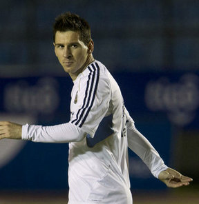 Barcelona'nın yıldız oyuncusu Lionel Messi, vergi kaçakçılığı soruşturması kapsamında eylül ayında mahkemeye çıkacak