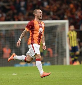 "Sneijder ayrılacak"