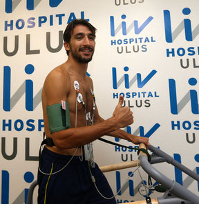Fenerbahçe'de futbolcular sağlık kontrollerinden geçti