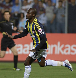Fenerbahçe’nin yıldızı Moussa Sow’un taliplileri kulübün kapısını aşındırmaya devam ediyor