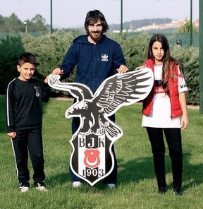 Veli Beşiktaş'ta kalacak mı?